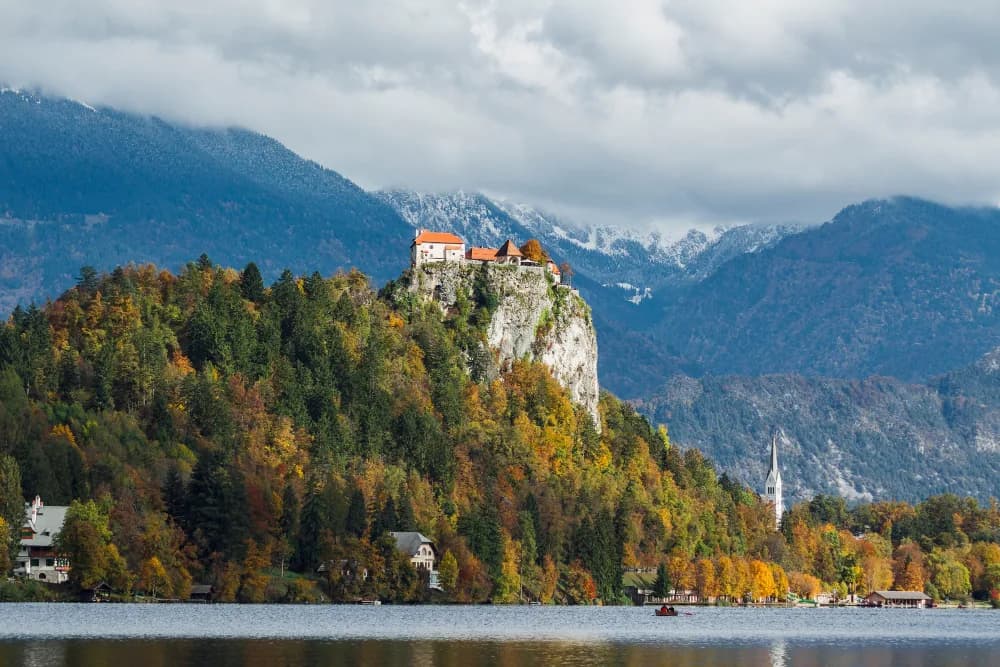 Atmospheric image for sworn Slovenian translations